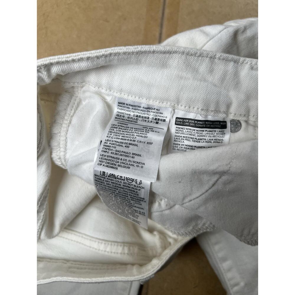 Levi's Pants Womens 8 White Denim Ankle Slim Stretch Pockets Zip Flat Front - Picture 6 of 8